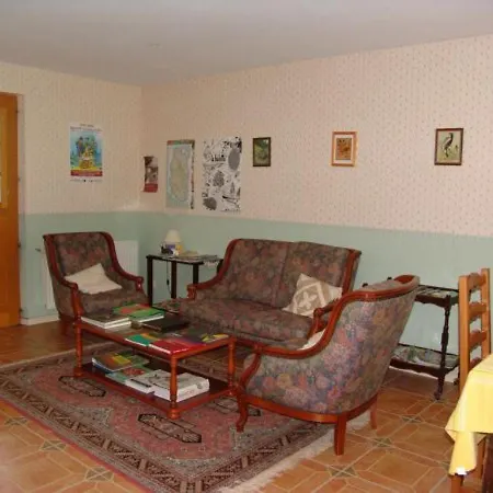 Indienne Confortable Avec Wifi Et Vue Sur Parc, Hameau De Bellefontaine - Fr-1-585-116 Bed & Breakfast Futeau