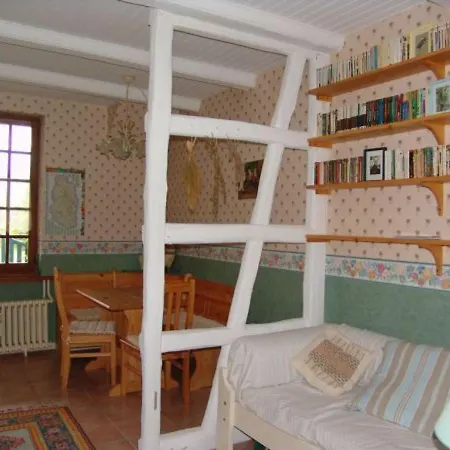 Bed & Breakfast Indienne Confortable Avec Wifi Et Vue Sur Parc, Hameau De Bellefontaine - Fr-1-585-116 3*