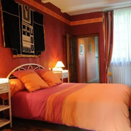 Bed & Breakfast Indienne Confortable Avec Wifi Et Vue Sur Parc, Hameau De Bellefontaine - Fr-1-585-116 Futeau